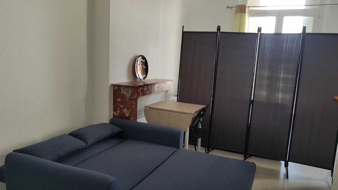 Studio With Sea View For 2 People Toulon Ngoại thất bức ảnh