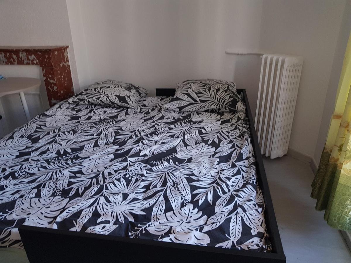 Studio With Sea View For 2 People Toulon Ngoại thất bức ảnh