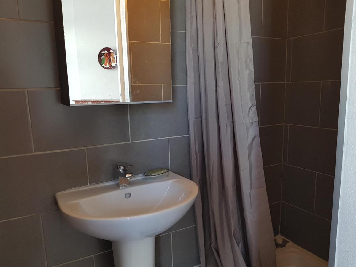 Studio With Sea View For 2 People Toulon Ngoại thất bức ảnh