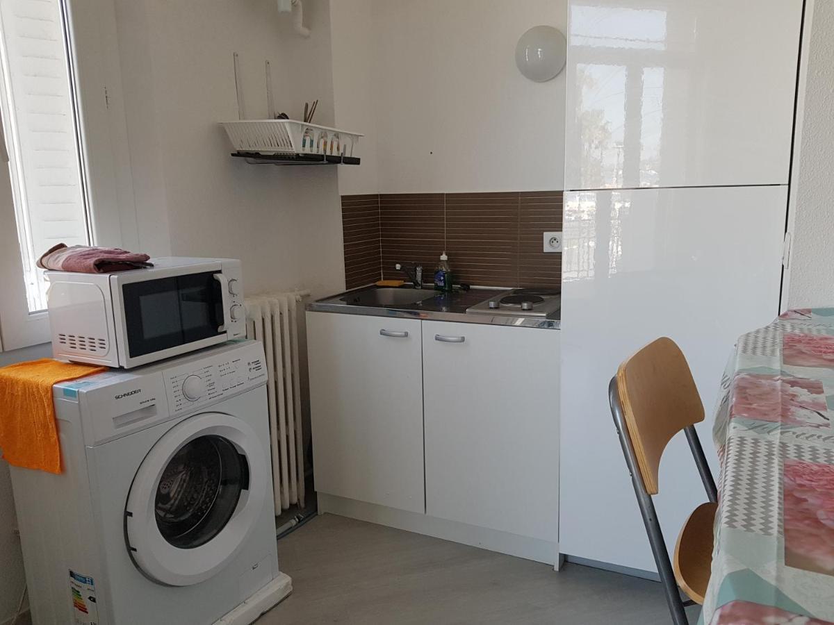 Studio With Sea View For 2 People Toulon Ngoại thất bức ảnh